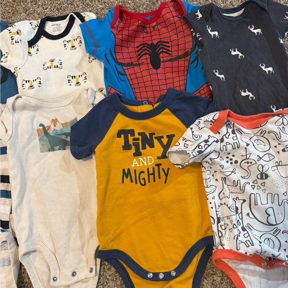 Assorted Kids One Pieces Set - Picture 3 of 3